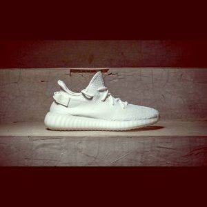YEEZY Boost 350 V2 Tripple White